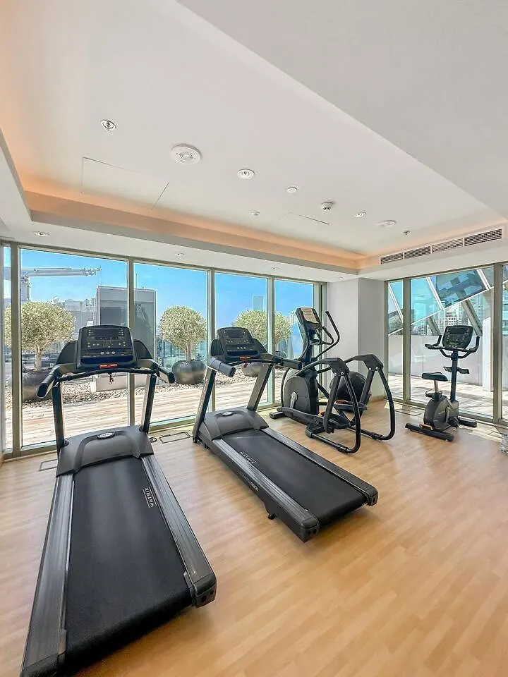 Appartamento Tranquil Haven Near Burj Khalifa Dubai